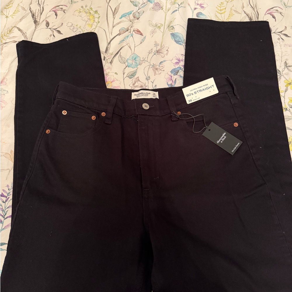 Abercrombie & Fitch Black High-Rise 90's Straight Jeans